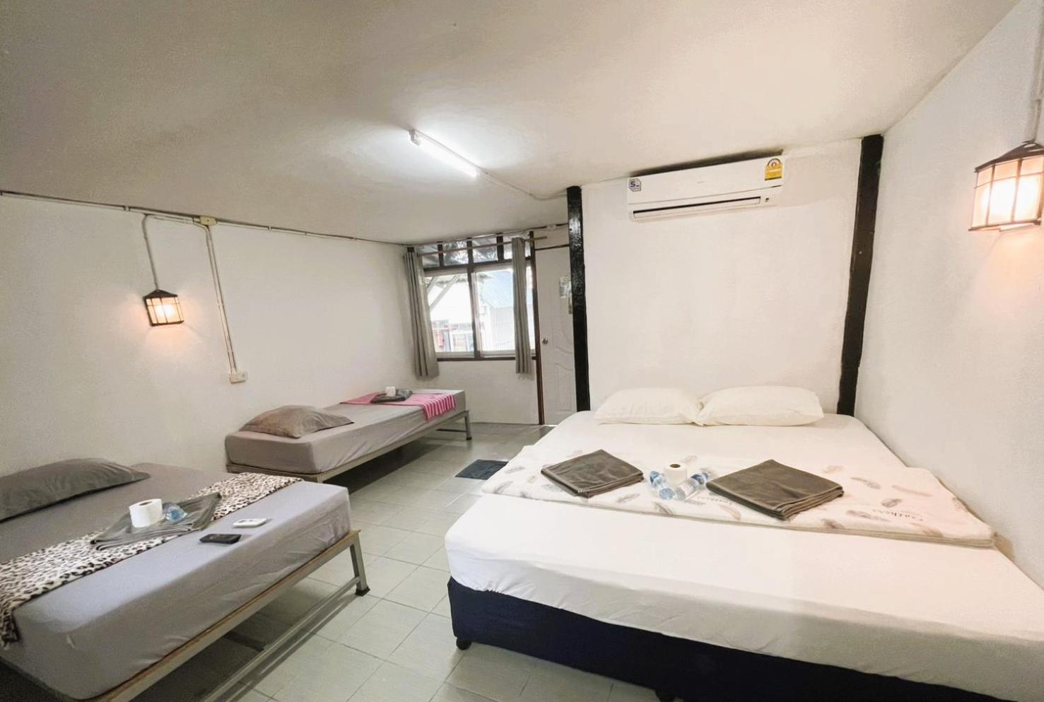 Tuk Tuk Guesthouse Ко Чанг Екстериор снимка