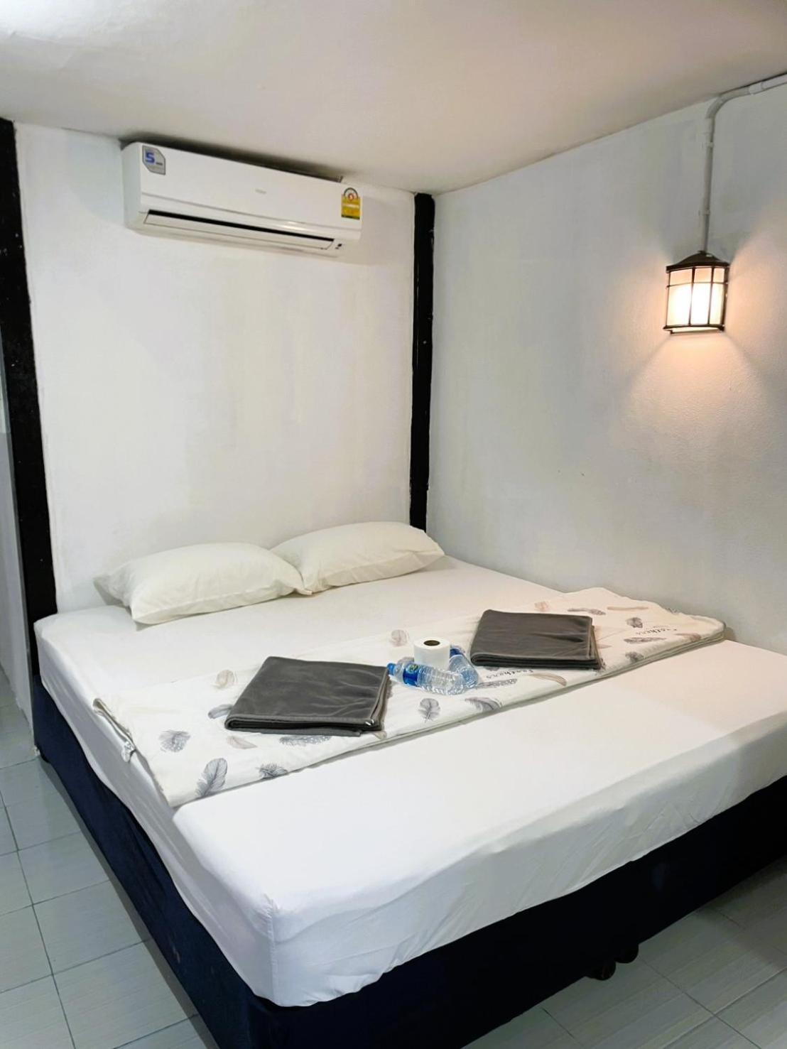 Tuk Tuk Guesthouse Ко Чанг Екстериор снимка