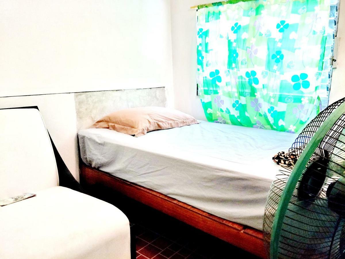 Tuk Tuk Guesthouse Ко Чанг Стая снимка